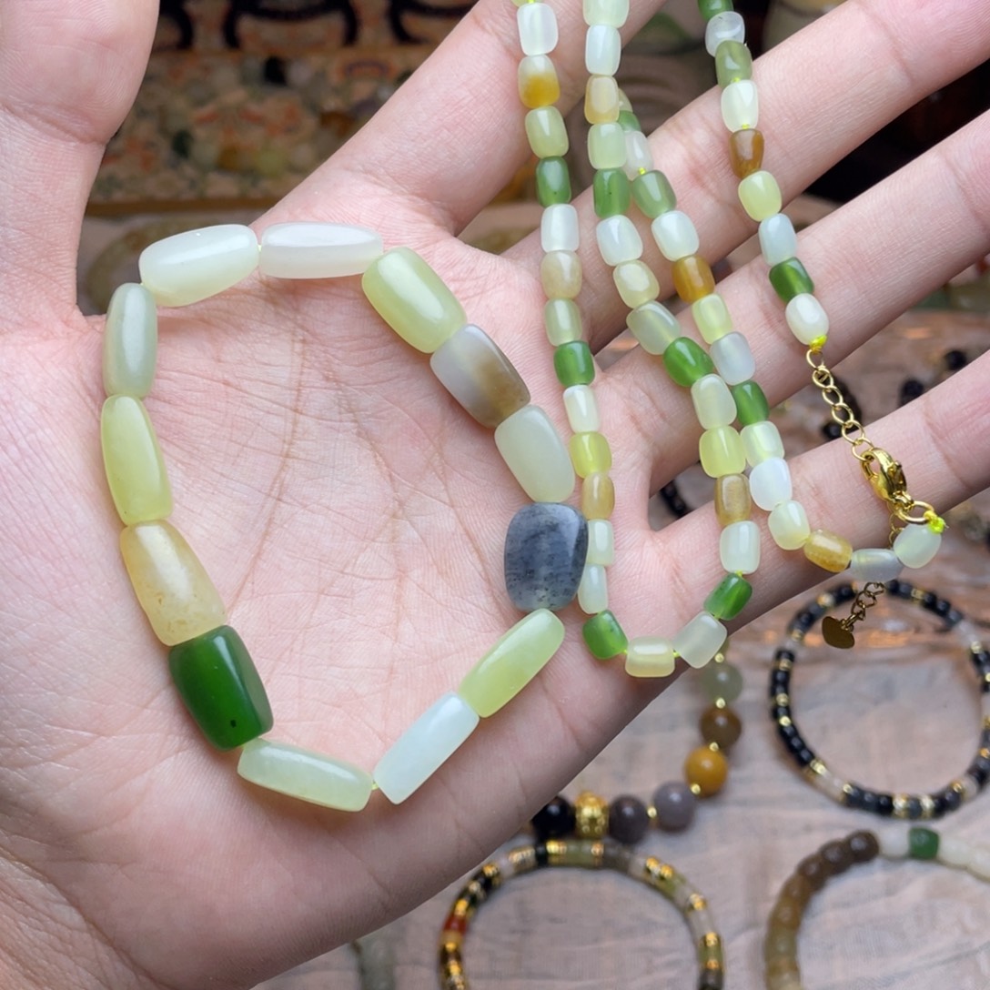 和田玉未镶嵌手链