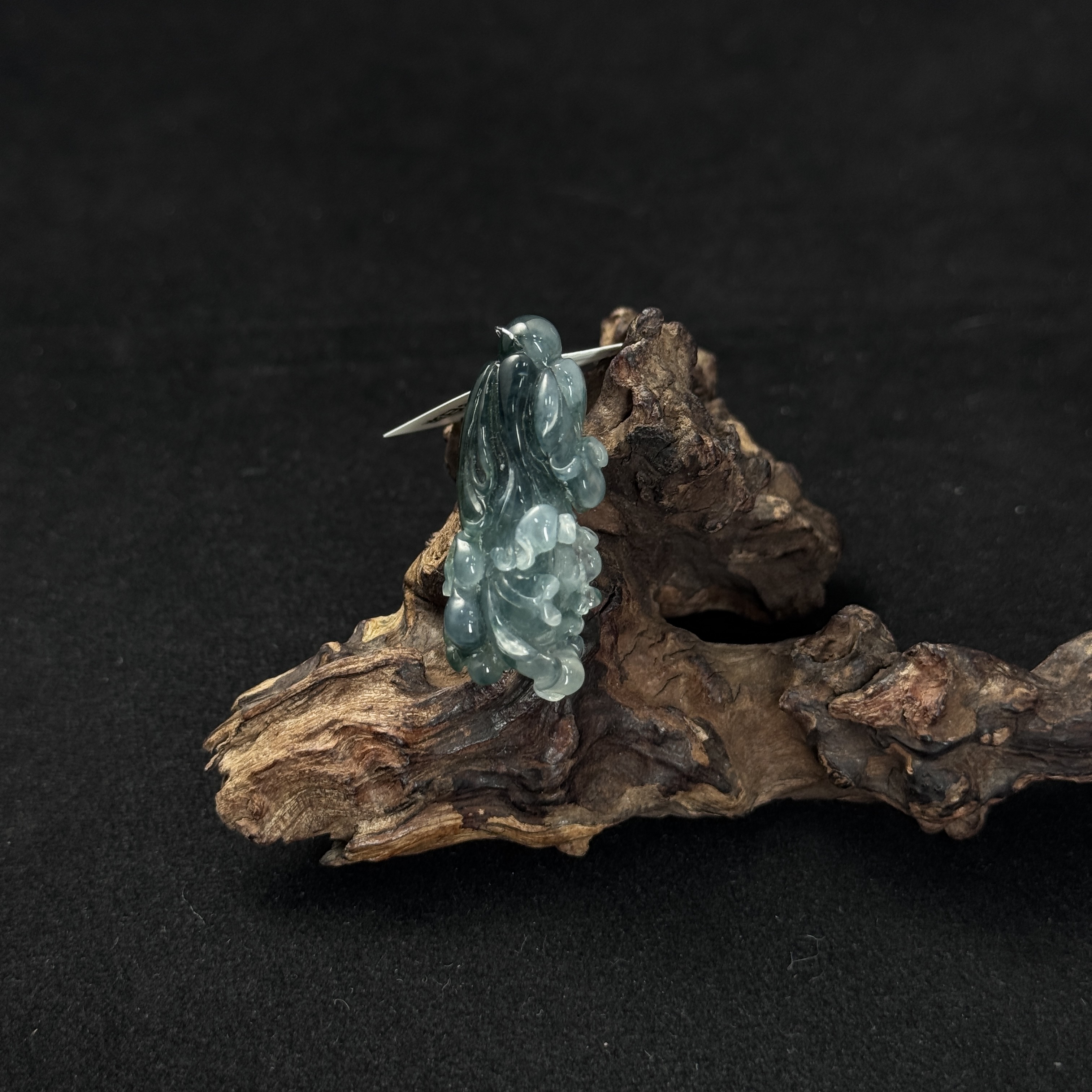 【诚翠拍品第一百零九期午】翡翠37吊坠HQT8057