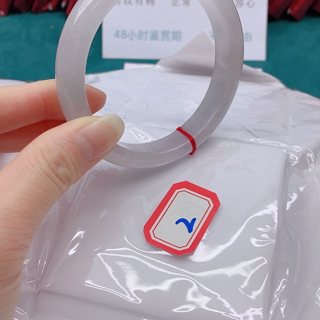 翡翠手镯未镶嵌婧*姐0222222222