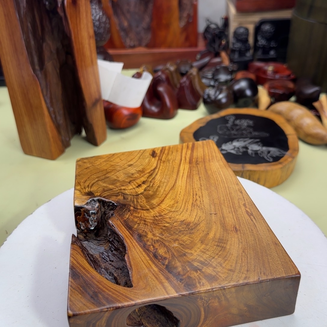 大果紫檀（缅甸花梨）陈***1