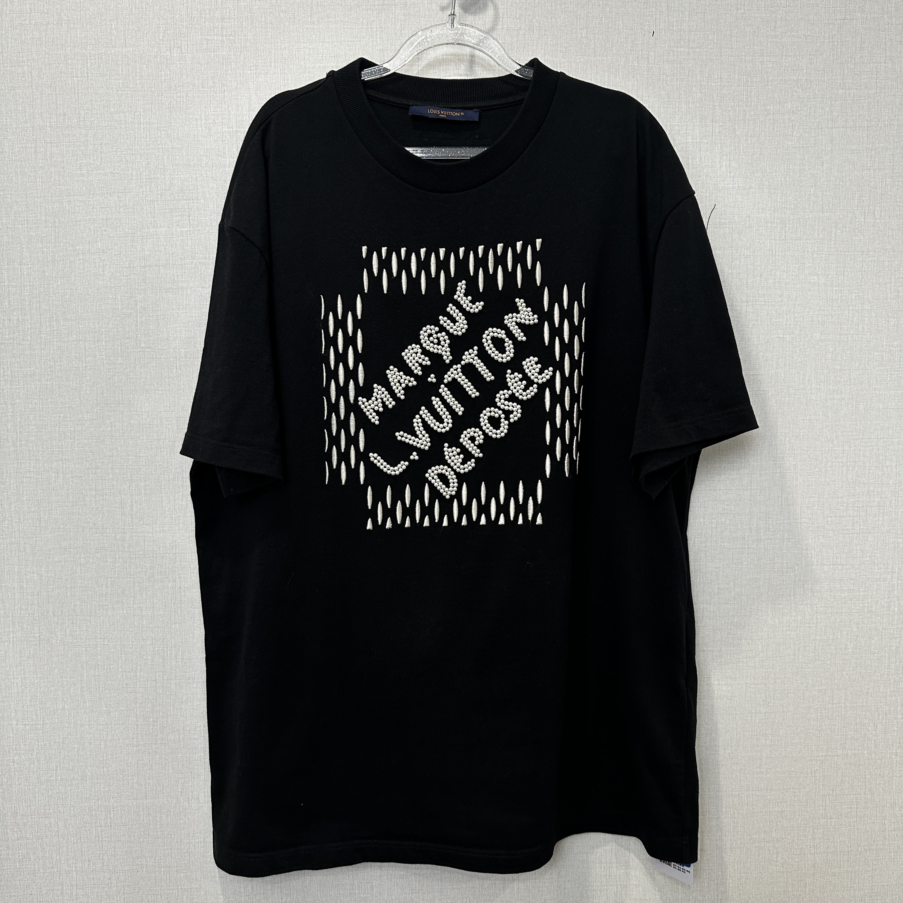 99新 LouisVuitton/路易威登 黑色珍珠短袖 尺码：XL 11390