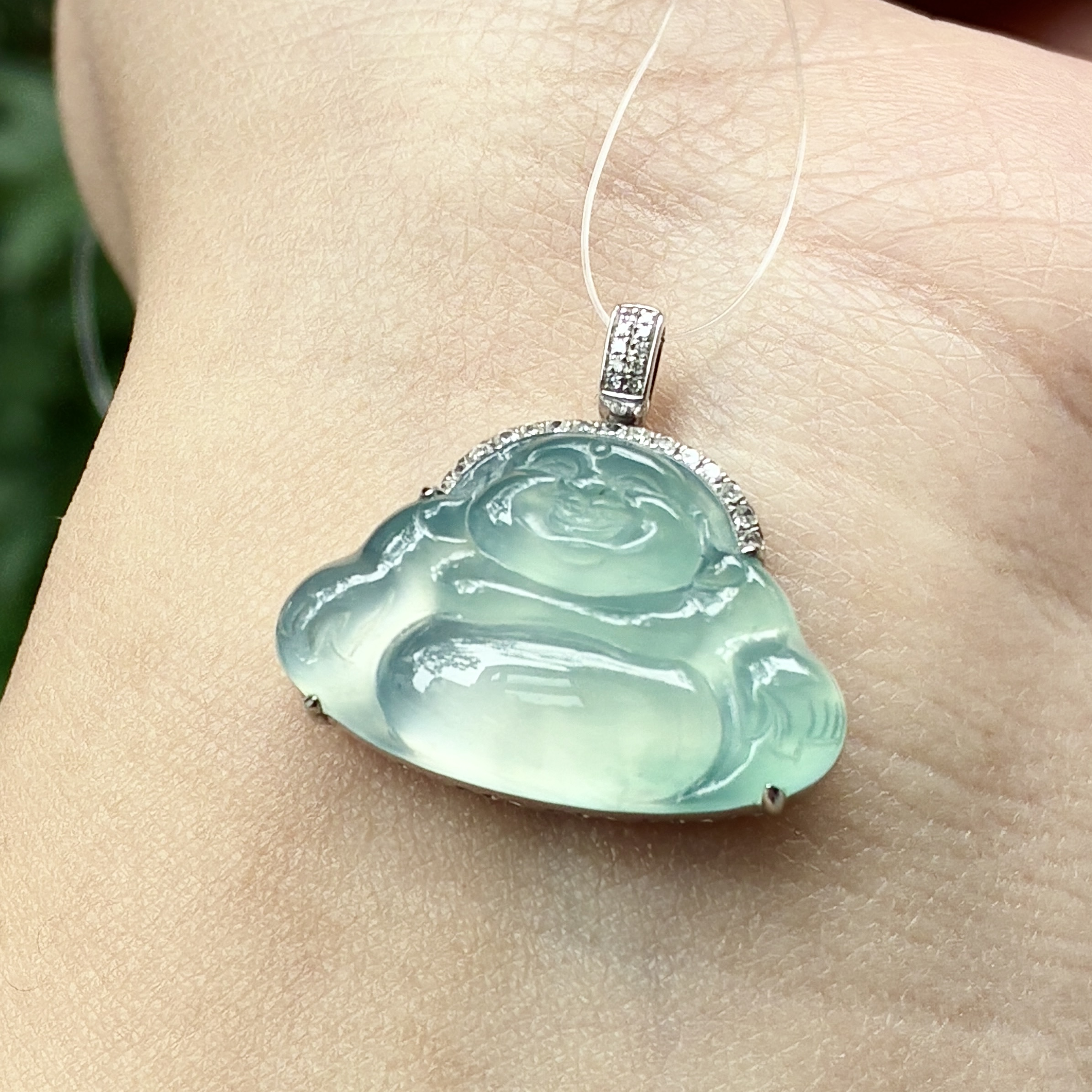 天然a货缅甸翡翠整体22.5/24/7.2-15.7/23.9/4.1高冰蓝底佛公吊坠