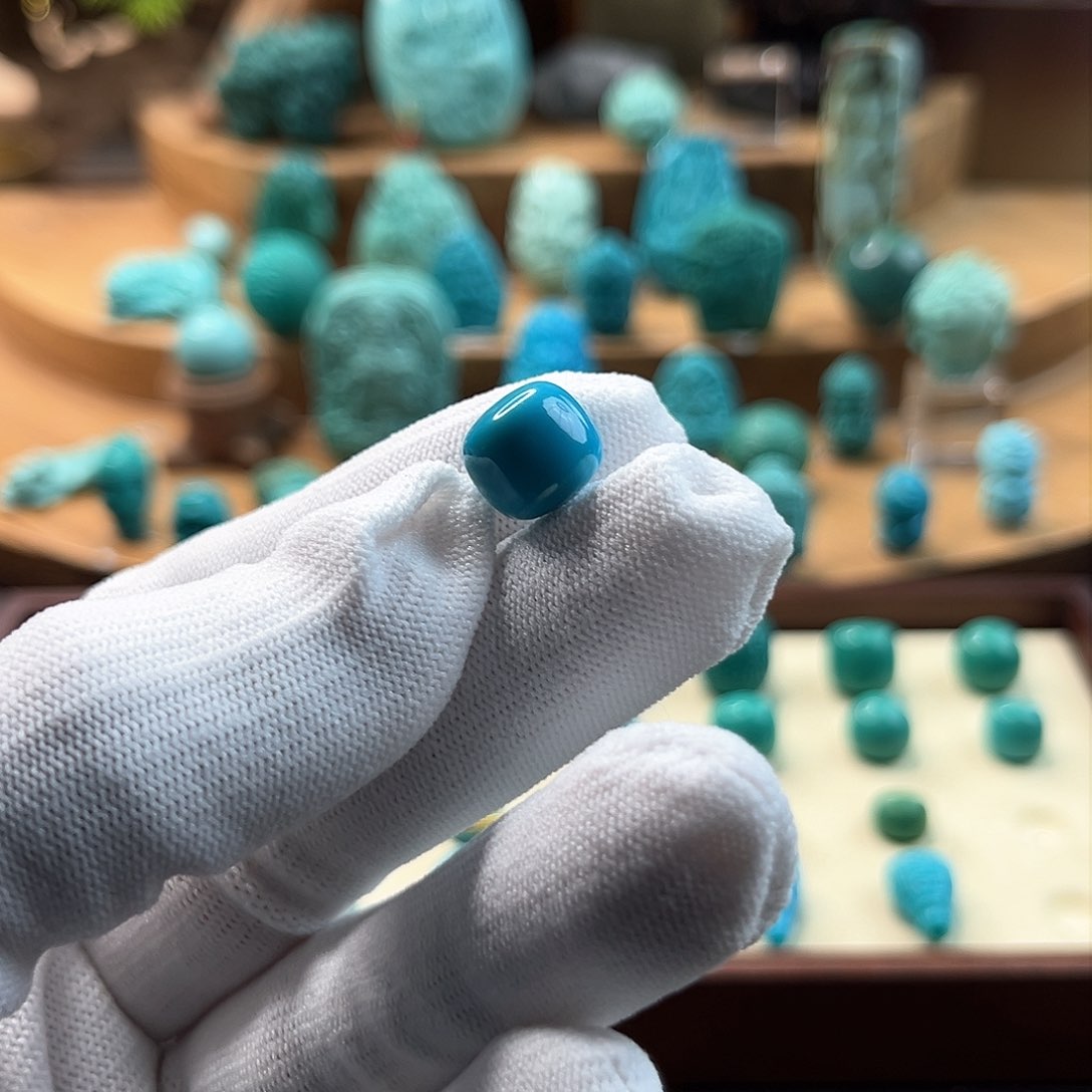 绿松石绿松石未镶嵌