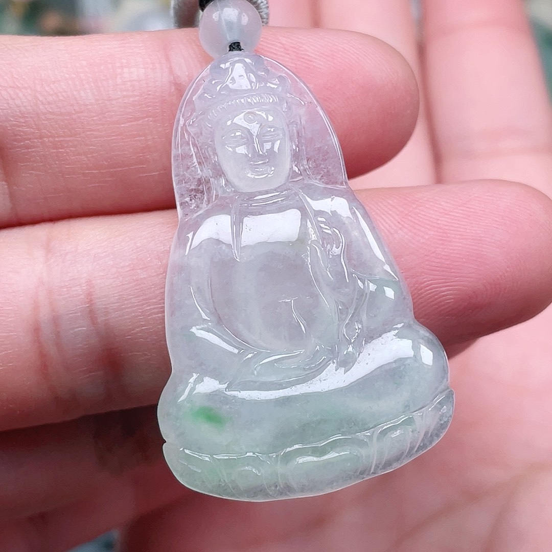 翡翠未镶嵌颈饰观音