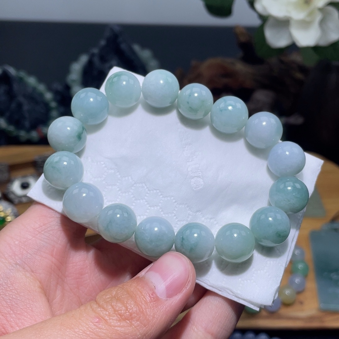 S***u定制翡翠未镶嵌手串