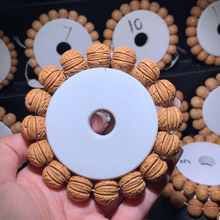 肖****手串桃核正圆龙鳞苹果