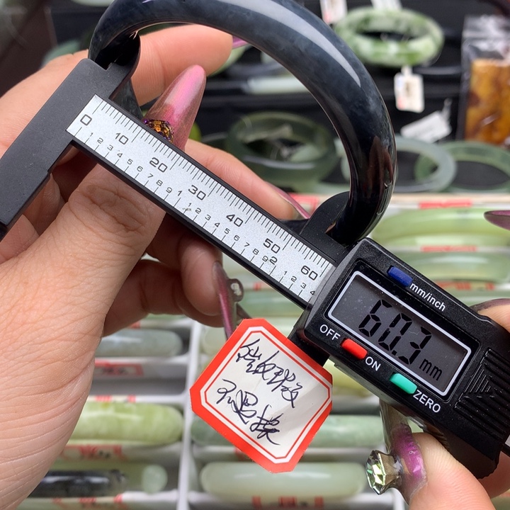 蛇纹石玉手镯未镶嵌766