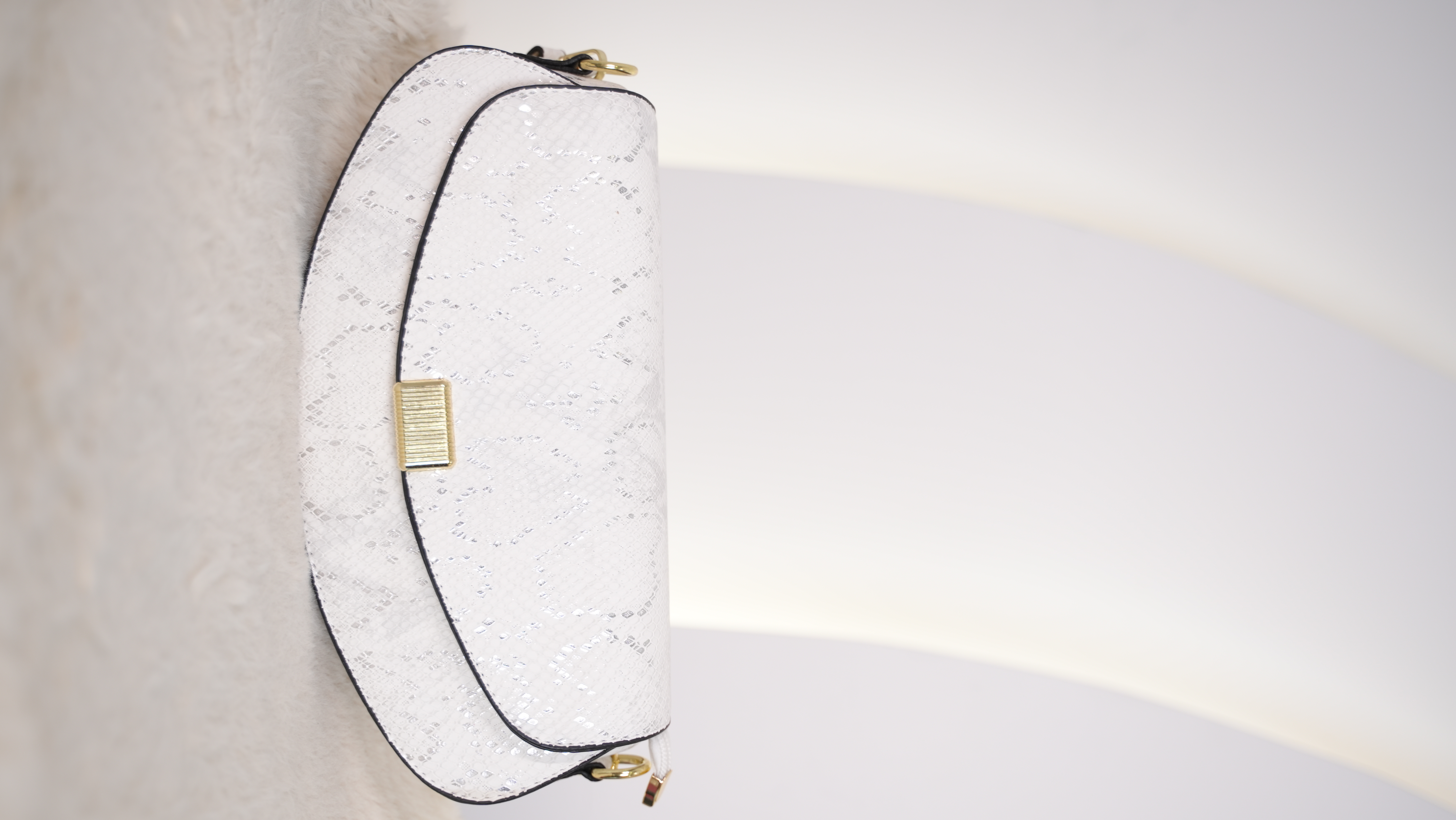 炫丽皮具原创时尚夹子包女包白色时尚休闲百搭女士长款单肩肩包