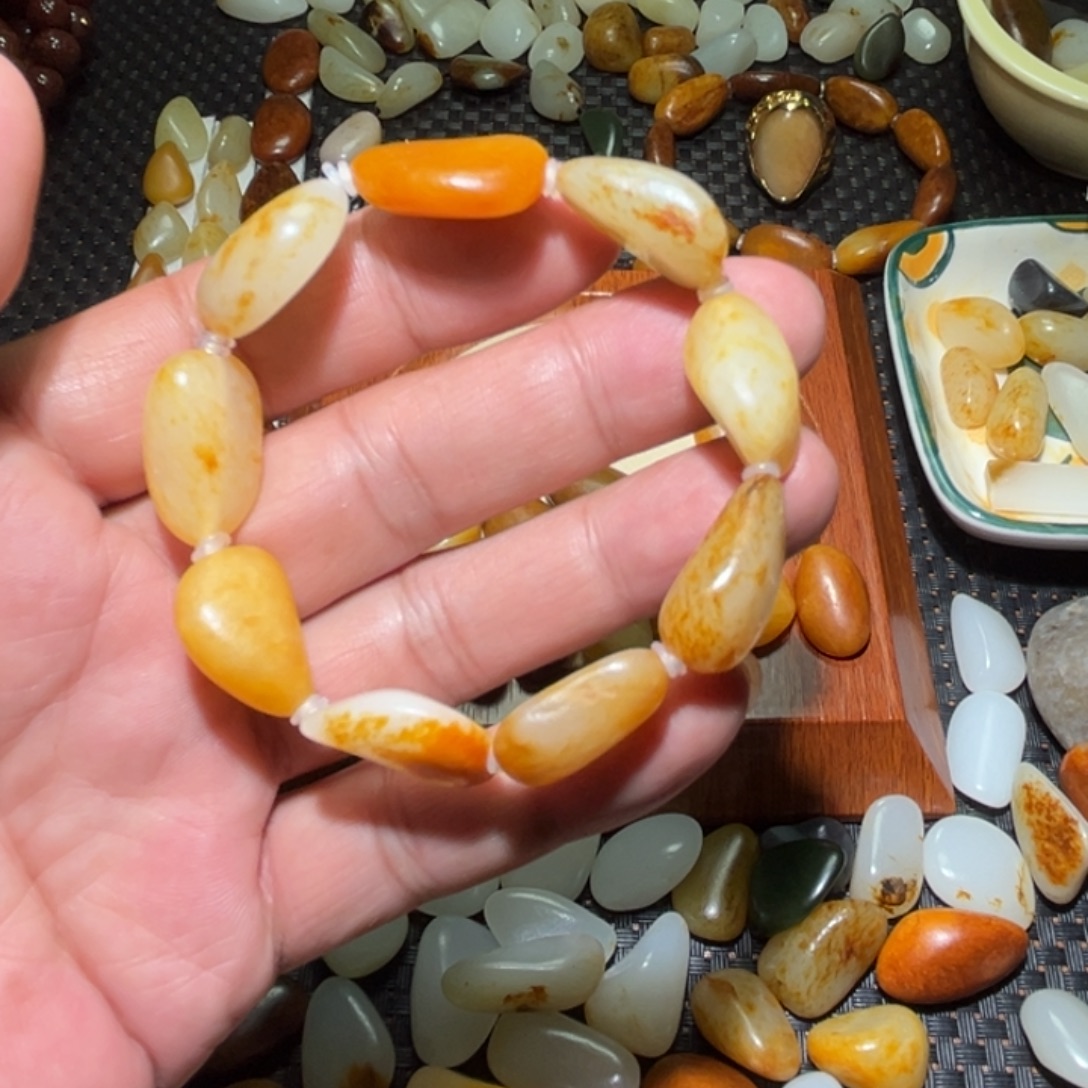 和田玉未镶嵌手链