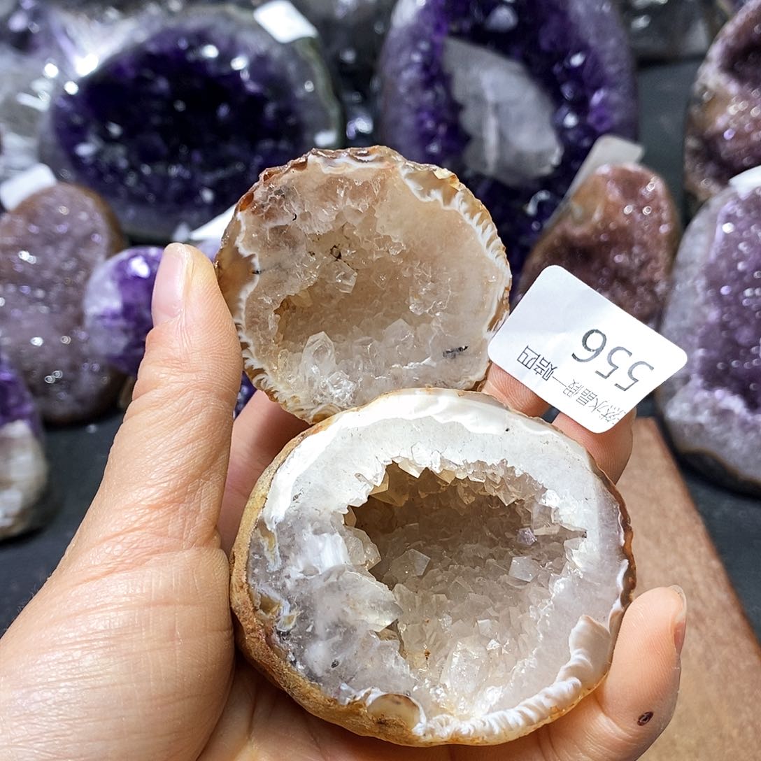 水晶大型摆件（非配饰）未镶嵌