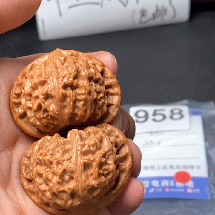 文玩核桃吊坠文玩核桃一物一图