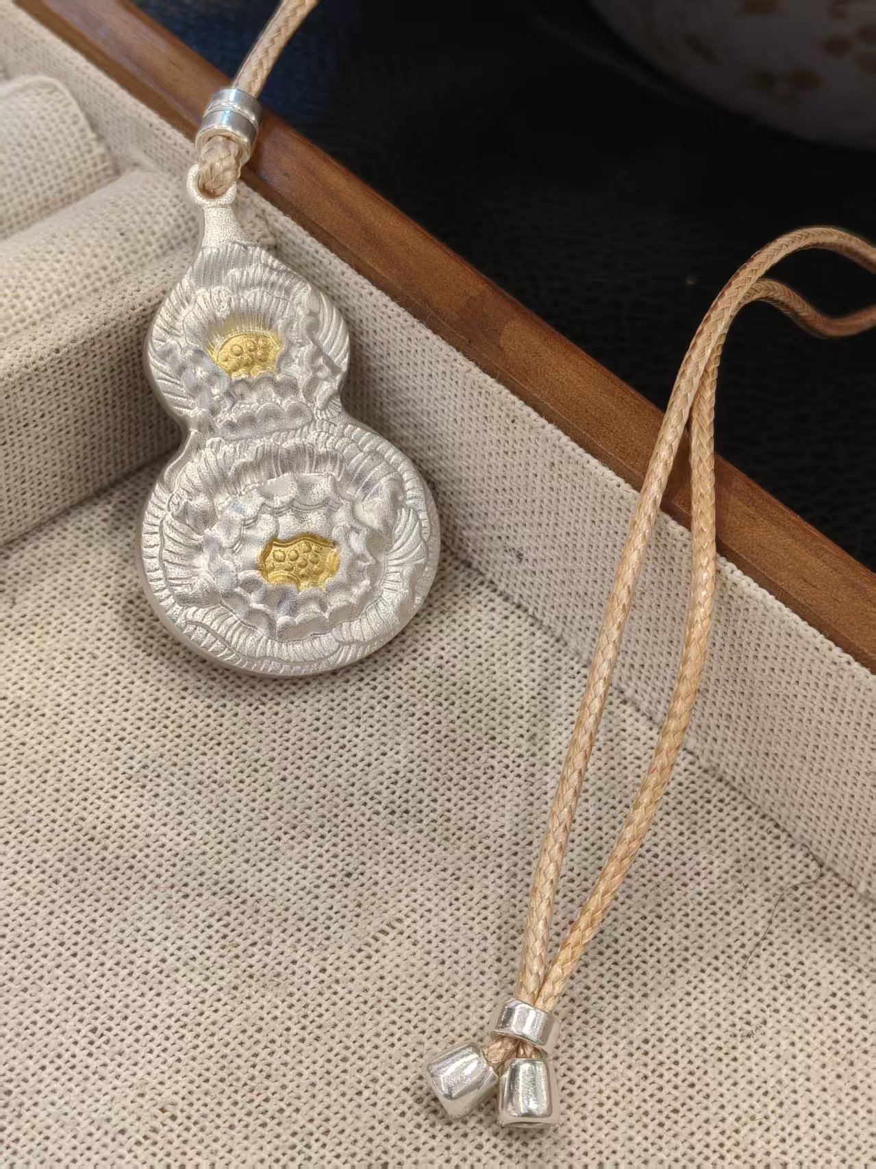 银吊坠 银葫芦吊坠手工气质轻奢时尚百搭经典坠链素款复古小众