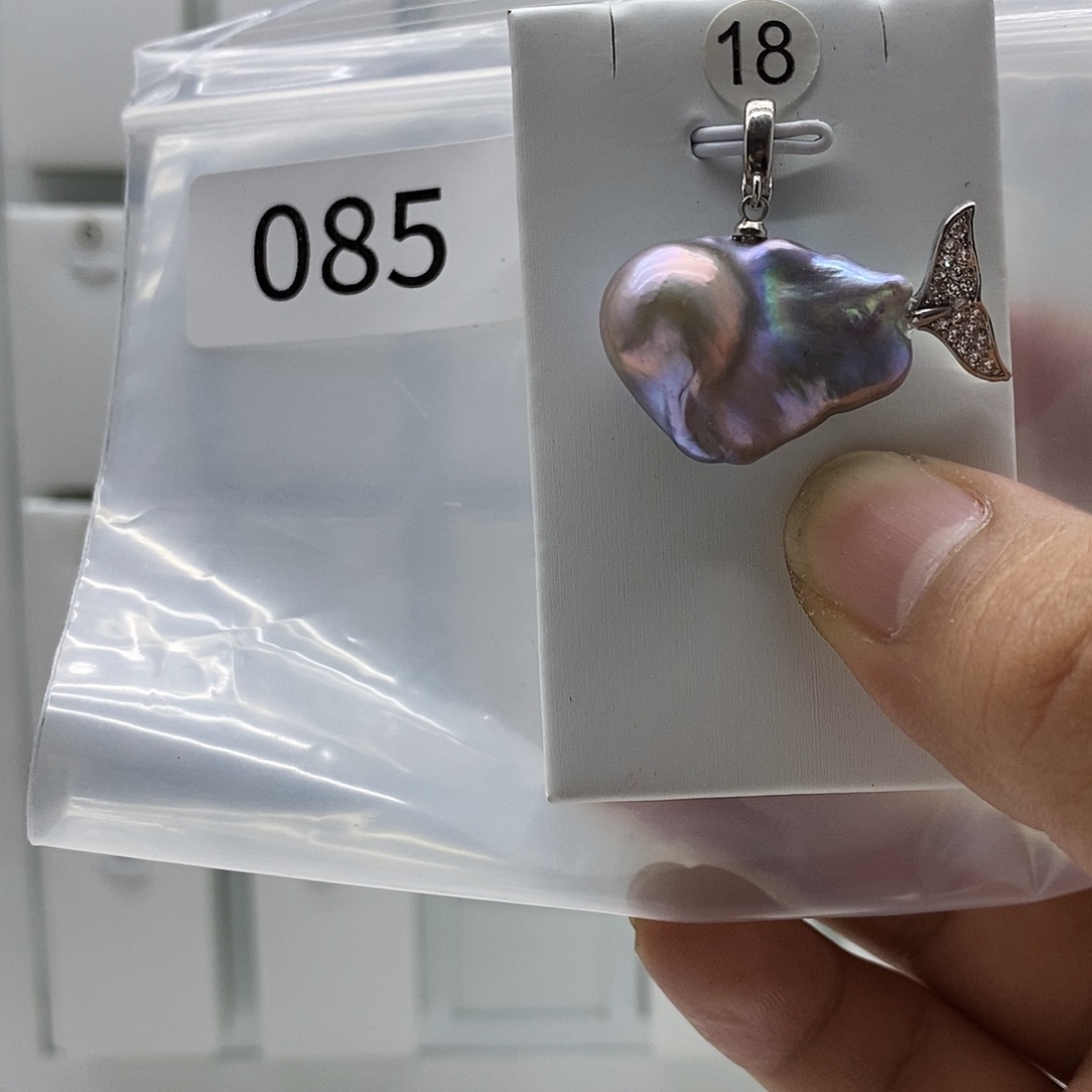 淡水珍珠合金颈饰