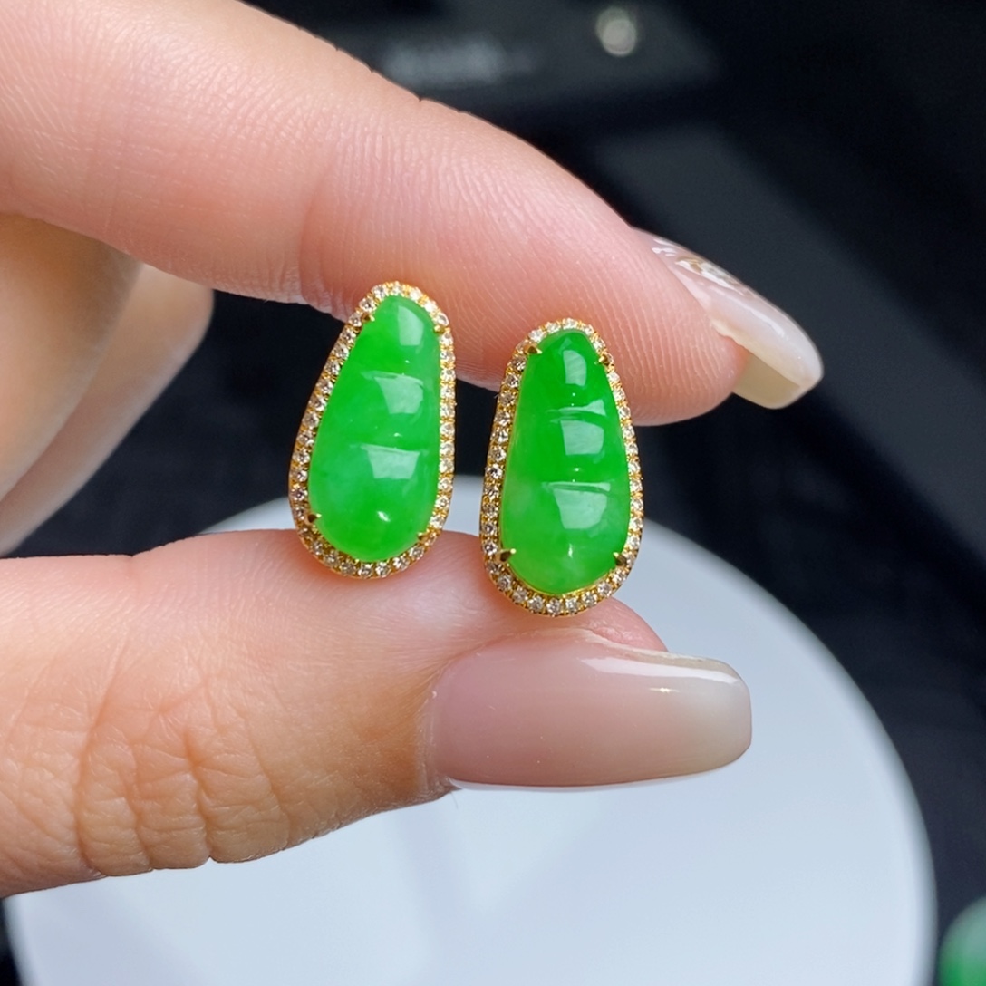 翡翠18K金镶嵌耳饰福豆