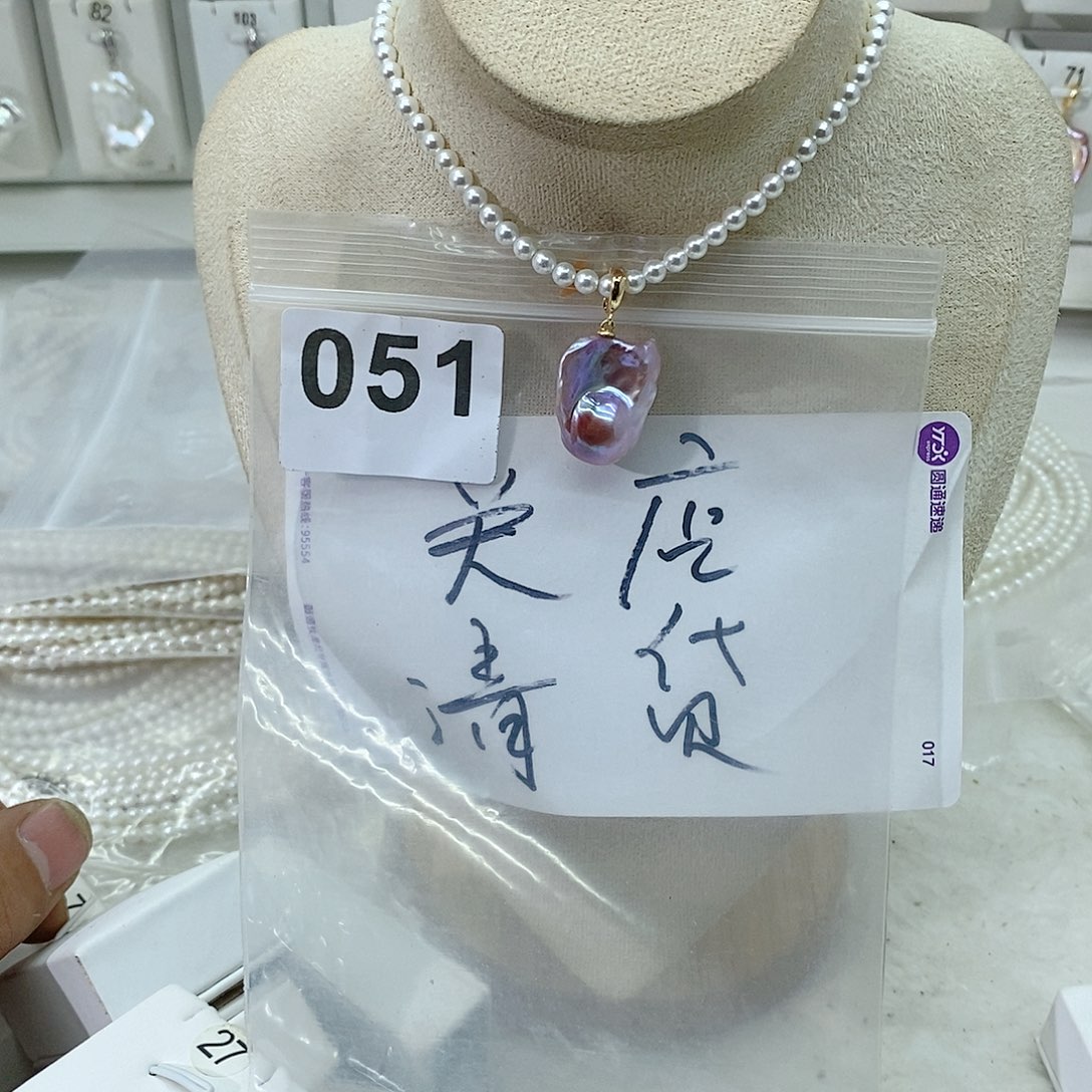 淡水珍珠颈饰合金