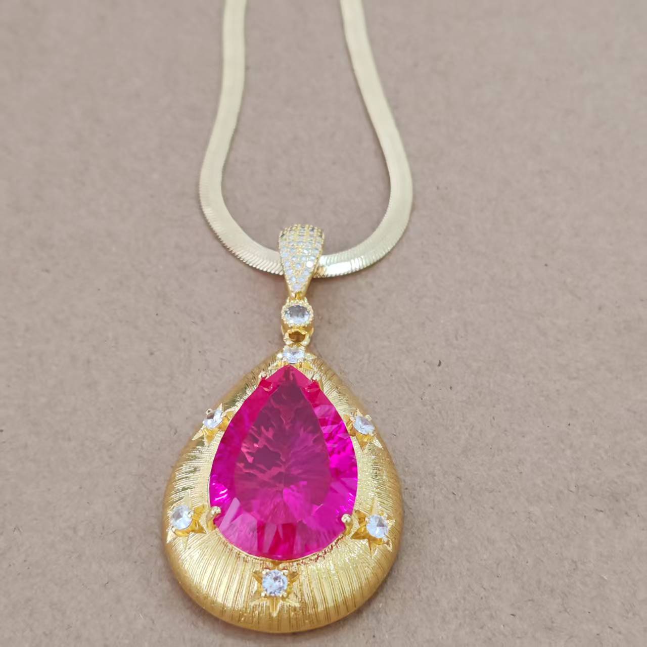 非金属珐琅吊坠 轻奢气质时尚百搭简约精致吊坠 ZXD2216010