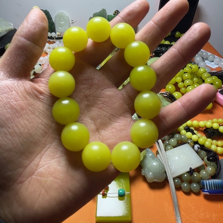 锦***河非金属新疆黄玉卡18手串