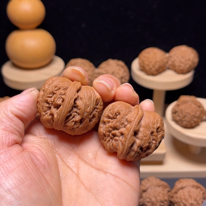 文玩核桃吊坠37元宝