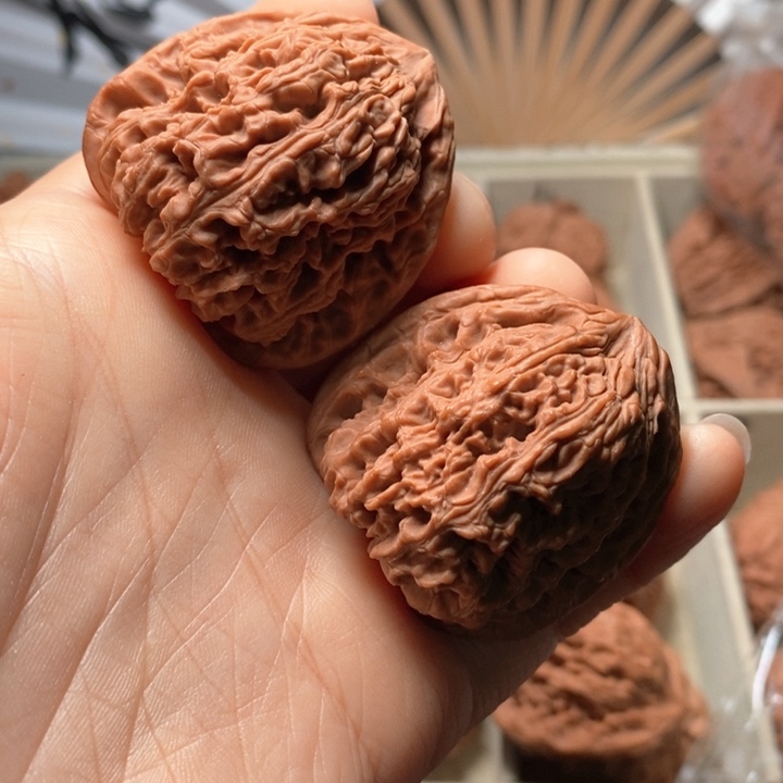 文玩核桃吊坠南疆石