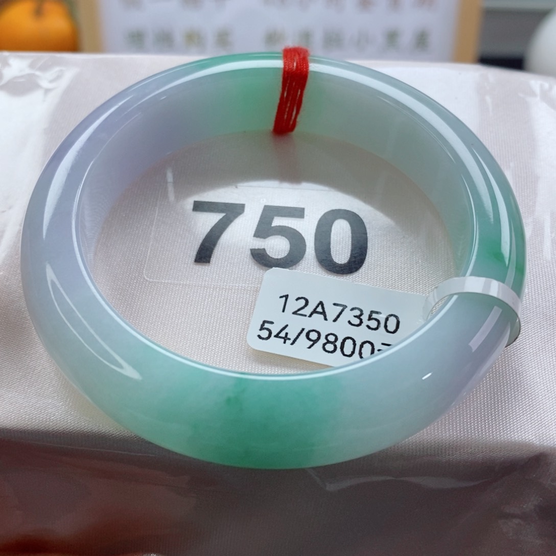 翡翠手镯未镶嵌天然A货翡翠手镯