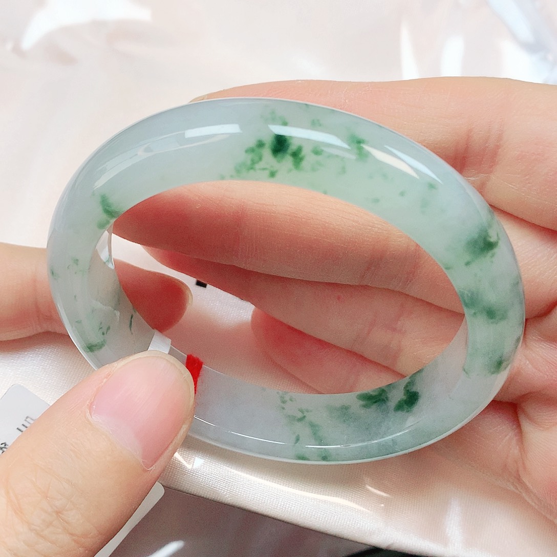 未镶嵌手镯翡翠抖音131，贵妃53