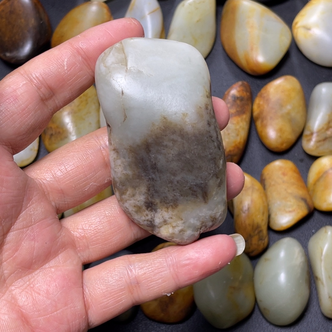 和田玉（子料）未镶嵌把件