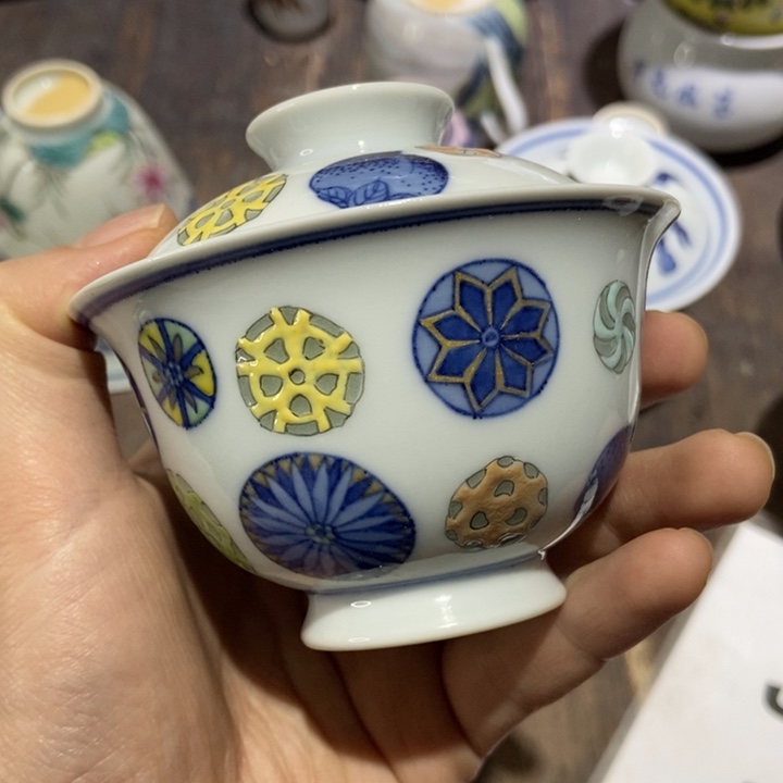 陶瓷艺术品的设计 