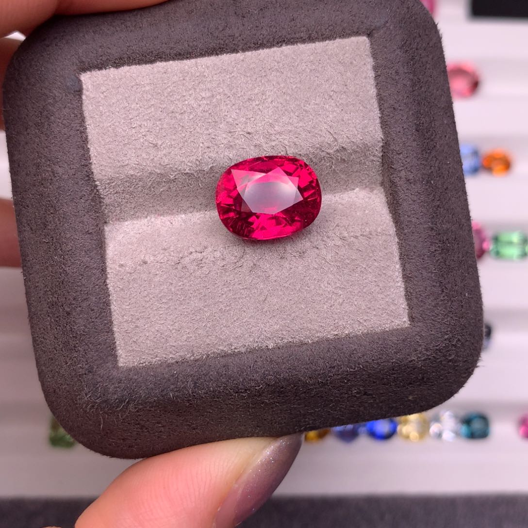 碧玺裸石未镶嵌5.58克拉