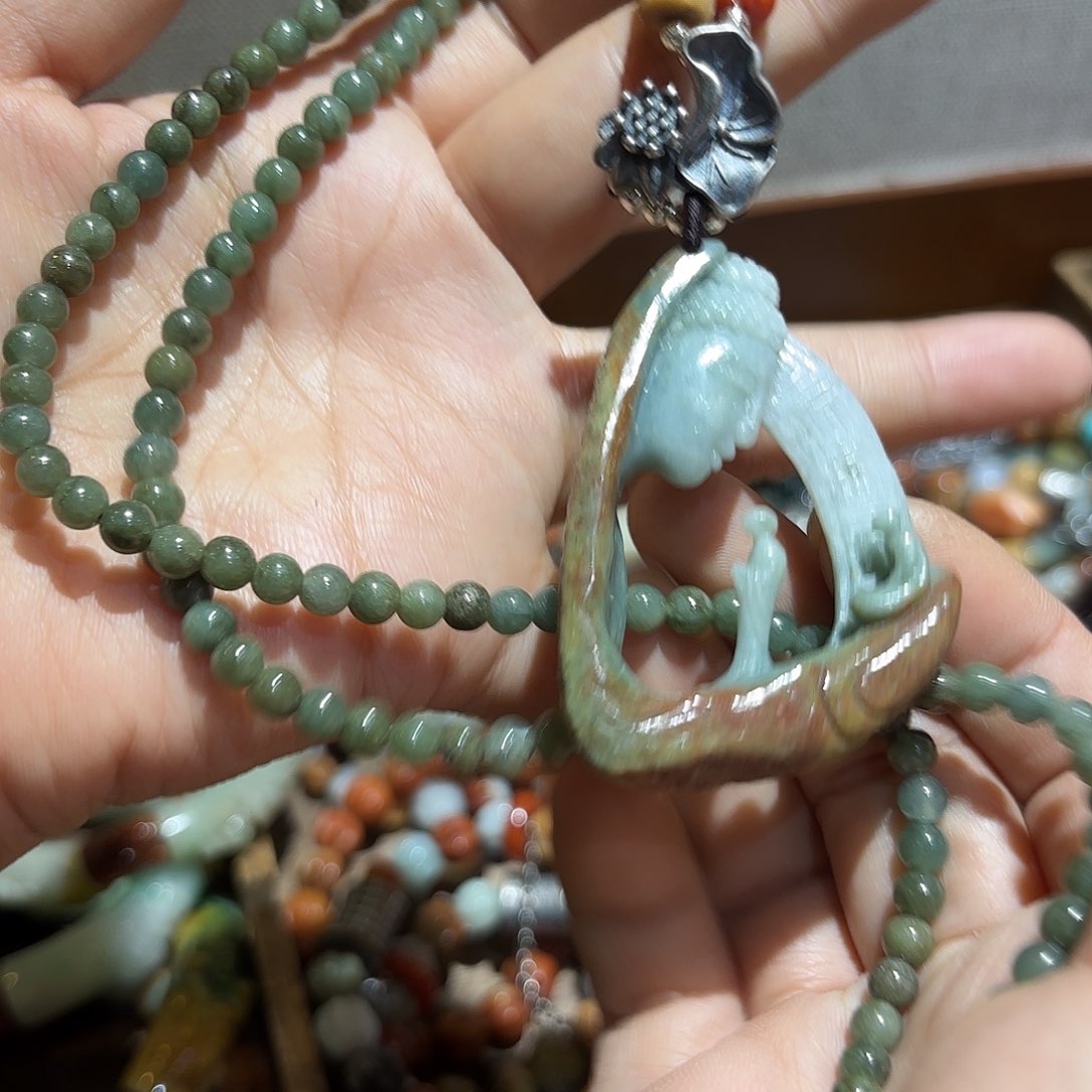 翡翠颈饰未镶嵌原创