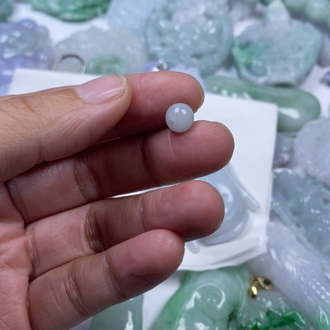 颈饰未镶嵌翡翠筱**韵翡翠