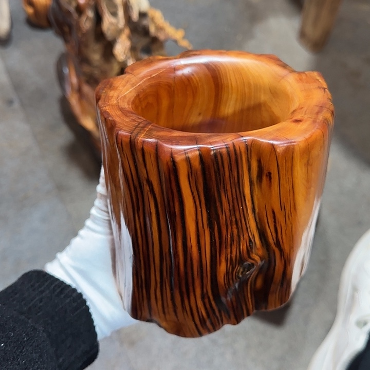 善***5柏木（崖柏）全陈化老料笔筒