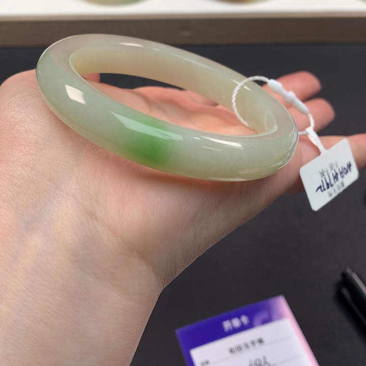 和田玉（糖玉）手镯未镶嵌