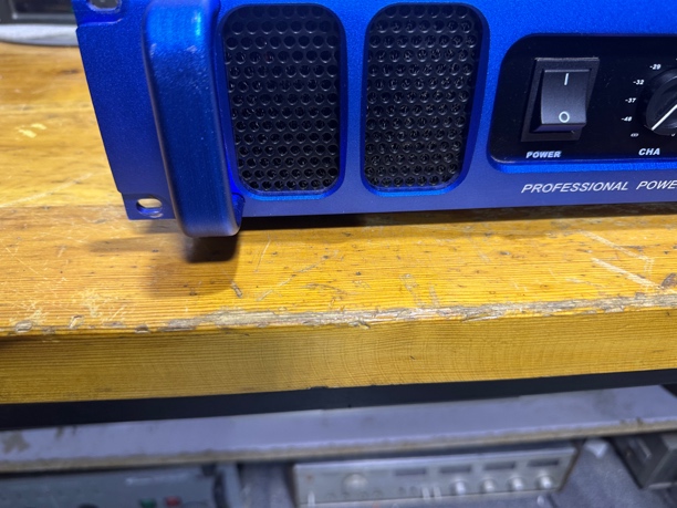 8新  后级功放 21 不支持七天无理由 运费自理