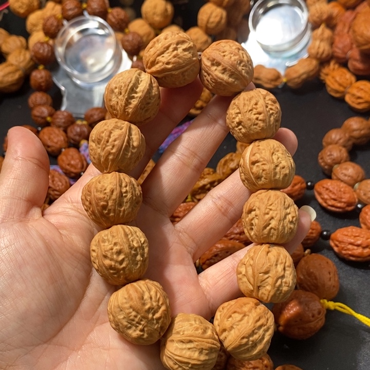 文玩核桃吊坠金鱼肚