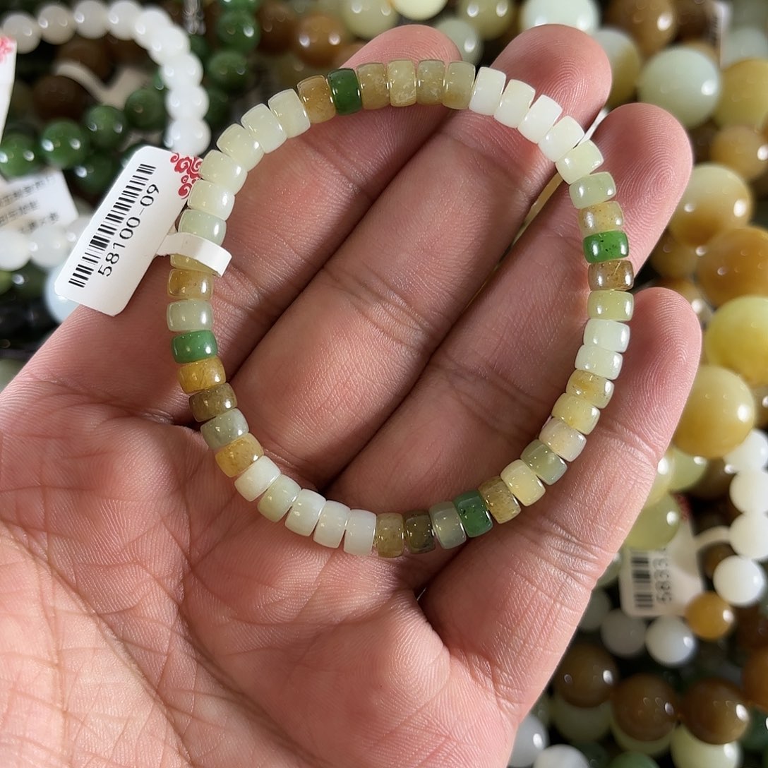 和田玉手链未镶嵌W228