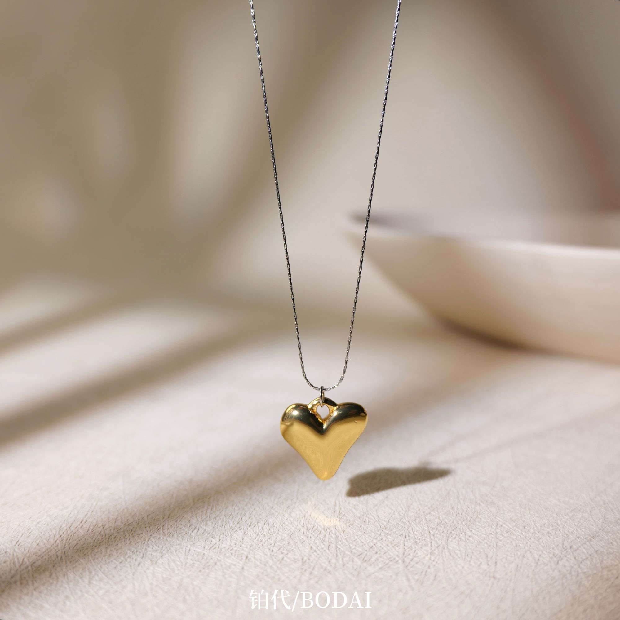 钛钢项链 铂代DU家【维尔福】不规则小爱心通勤简约款中长双色项链