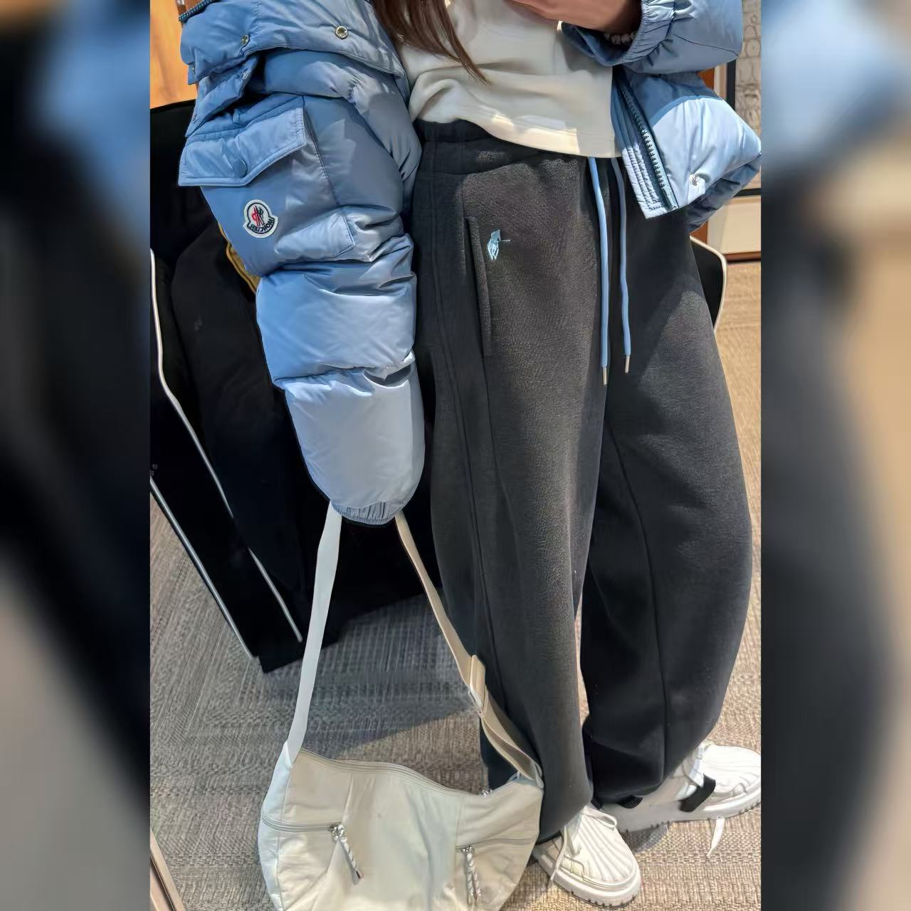 丨不理理「早8必备」通勤百搭加厚奥丽绒松紧腰休闲阔腿裤女