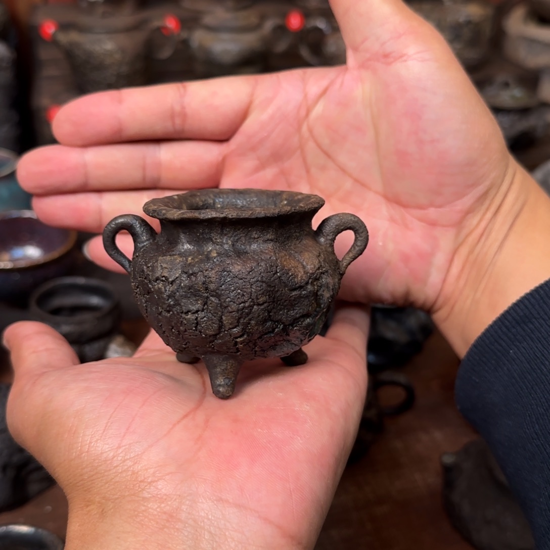 杯双耳三足鼎立略略略