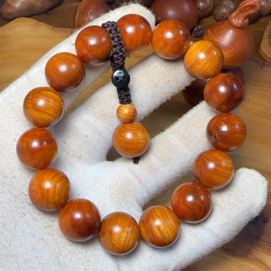 柏木（崖柏）全陈化老料把件串1.5