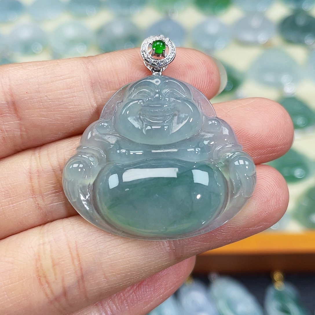 翡翠颈饰18K金镶嵌吊坠