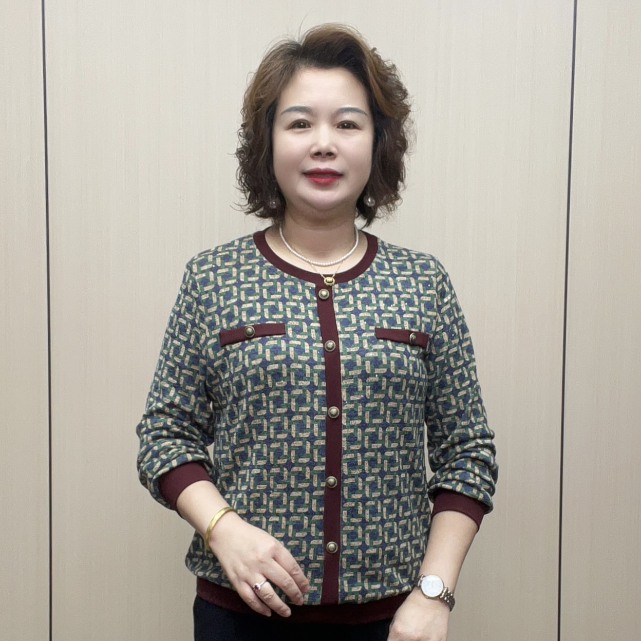 2025秋季中老年时尚百搭长袖休闲宽松气质女士女装洋气妈妈装