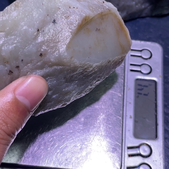 和田玉（糖玉）未镶嵌珠宝半成品