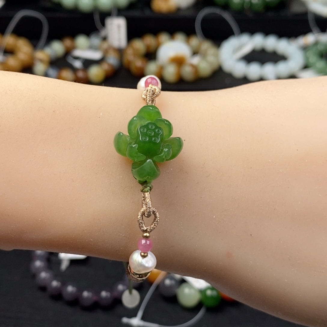 和田玉手牌未镶嵌