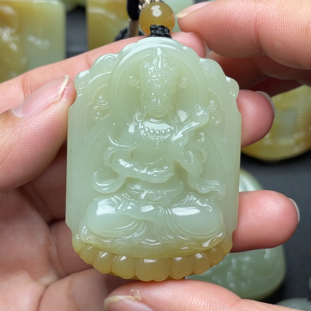 和田玉（糖玉）未镶嵌颈饰