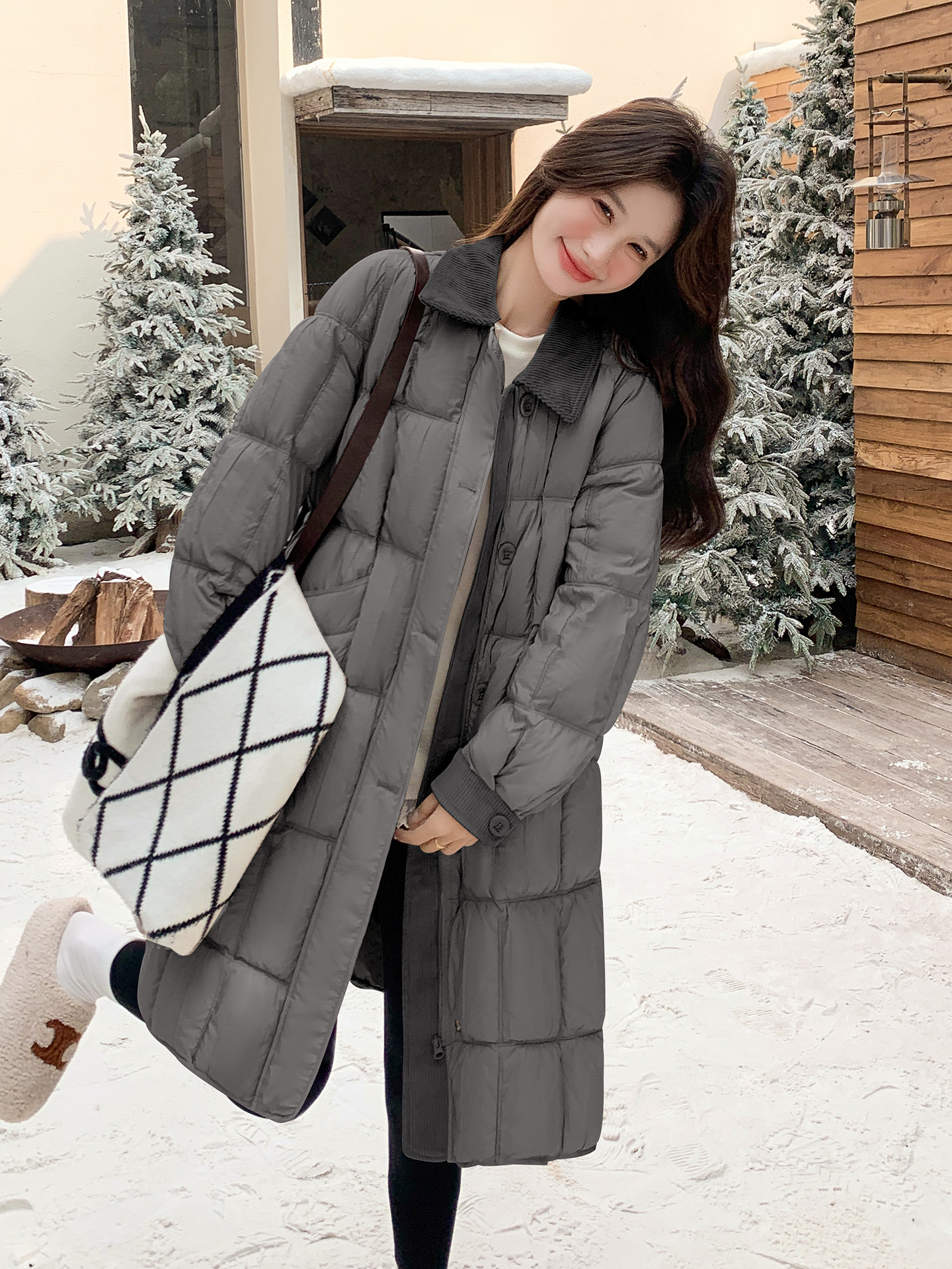 冬季新款90绒中长款保暖羽绒服宽松型女设计感宽松中长款保暖过膝