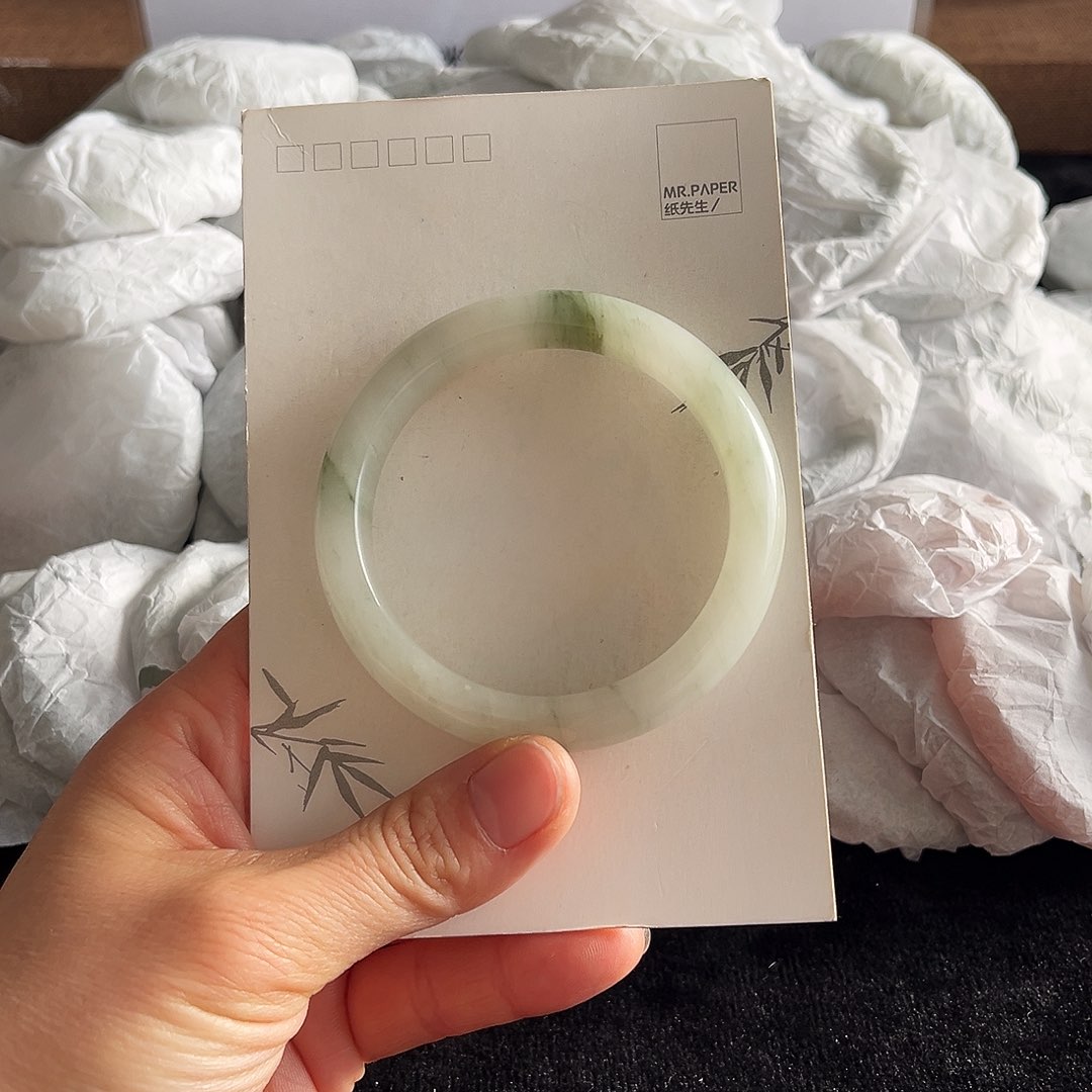 未镶嵌手镯石英质玉5