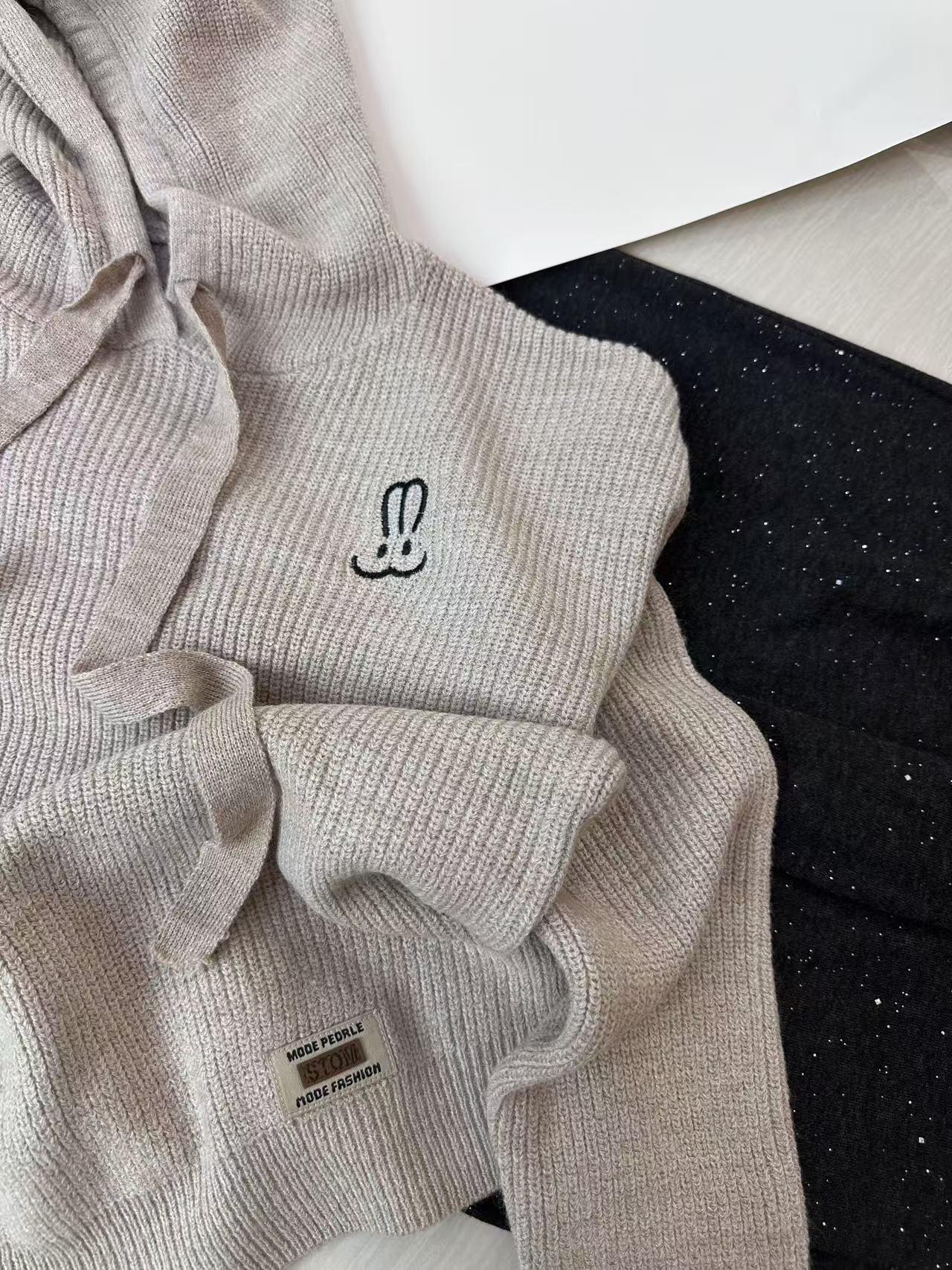 连帽小兔子//秋冬简约百搭连帽针织套头毛衣92016