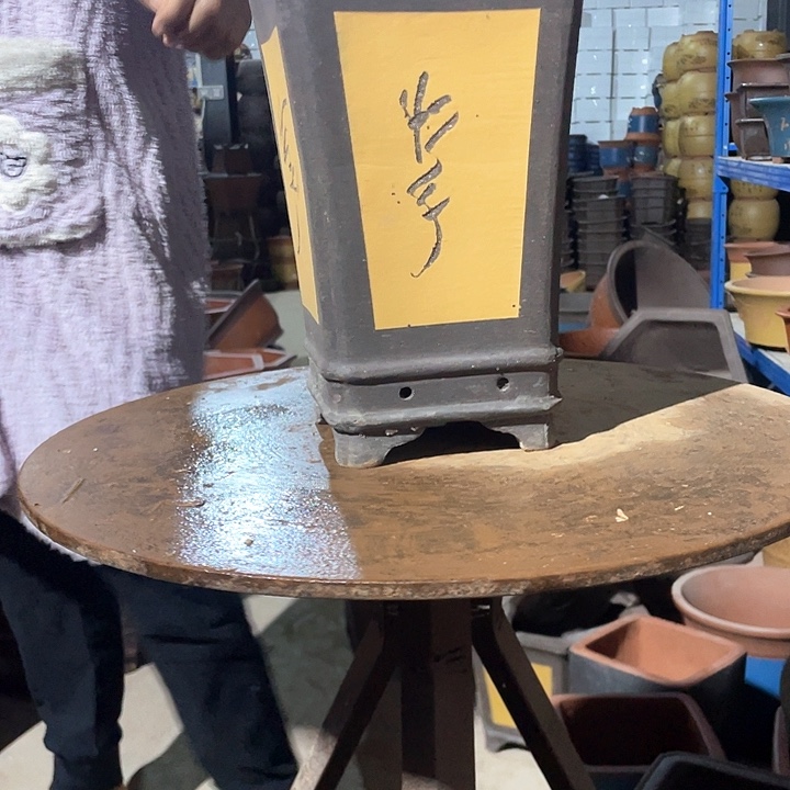 19黄色四方花盆花盆