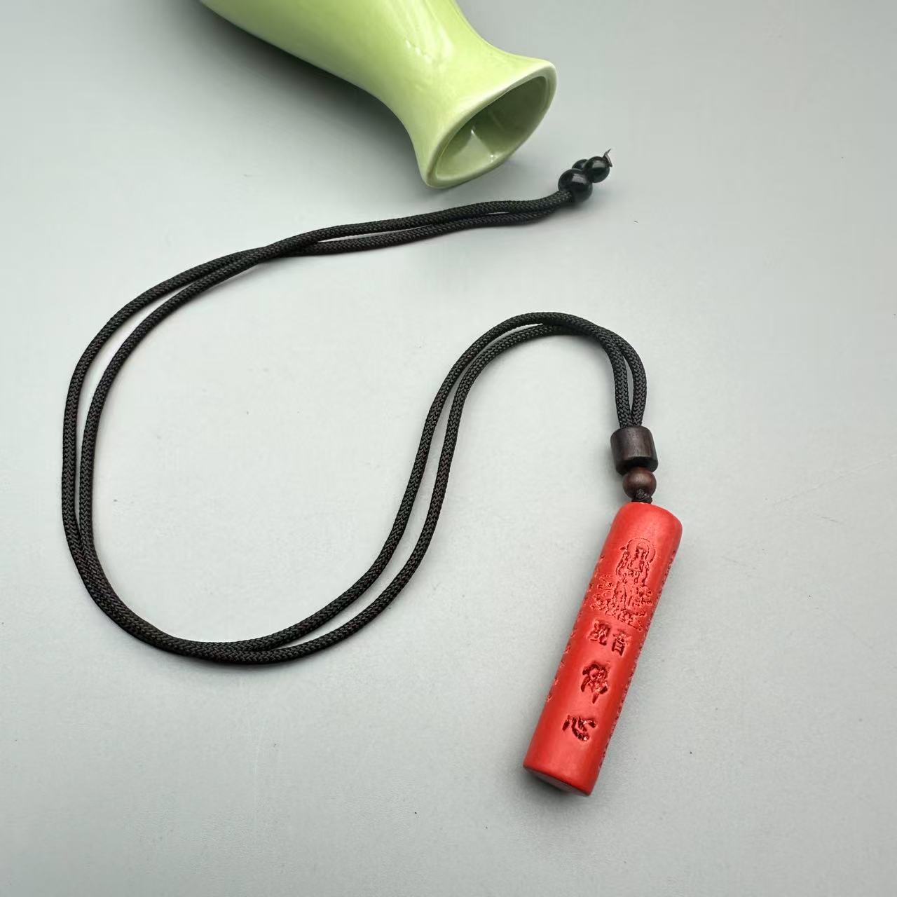 含辰砂工艺品HD220-红色雕刻观音吊坠