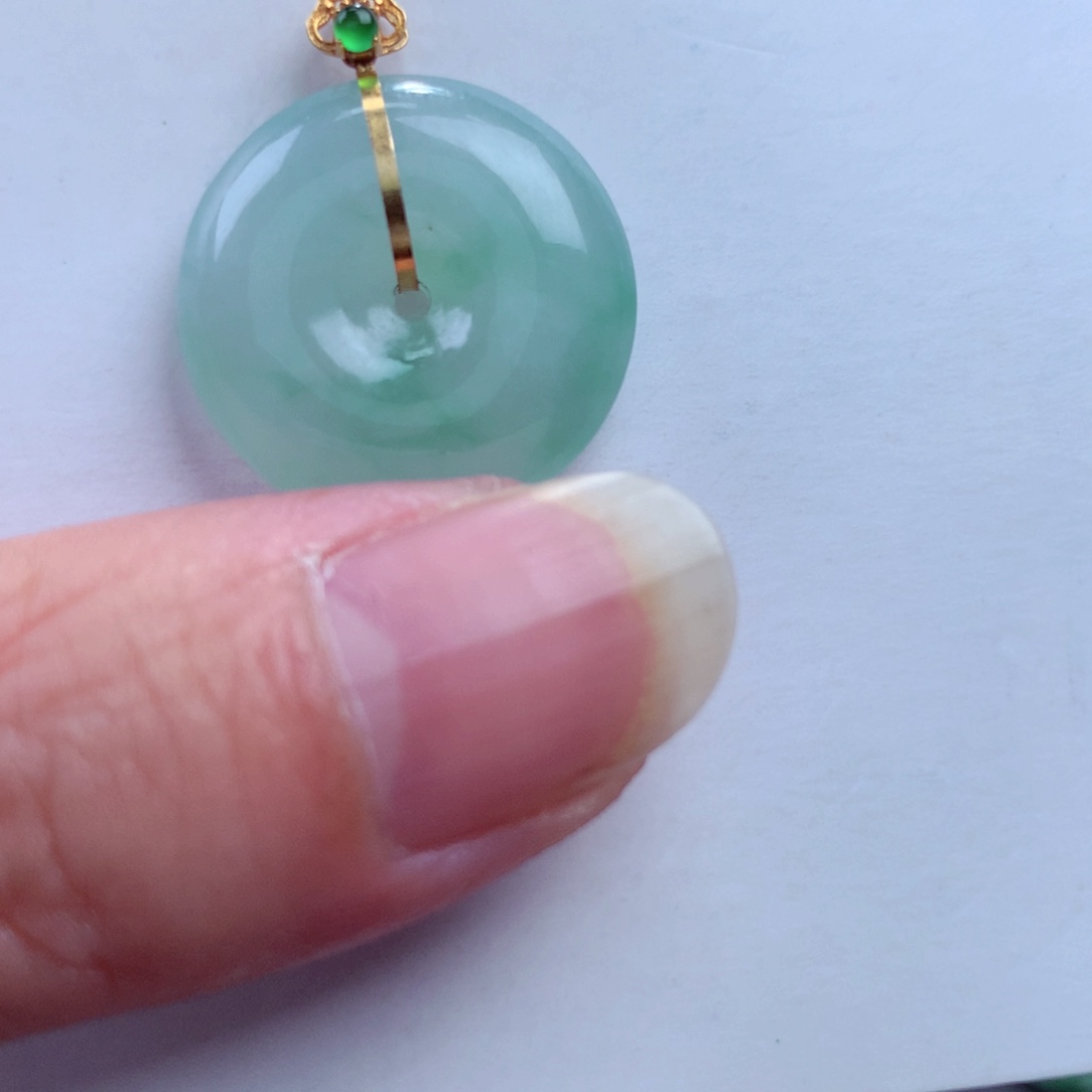 翡翠吊坠(不含链)18K金镶嵌